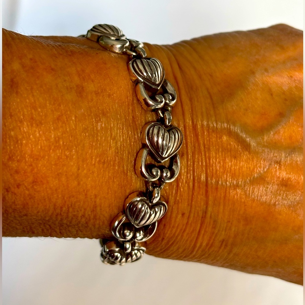 Brighton Puffed heart bracelet 7.5 in adjustable Silver Plated - EUC- ADORABLE - Picture 4 of 4